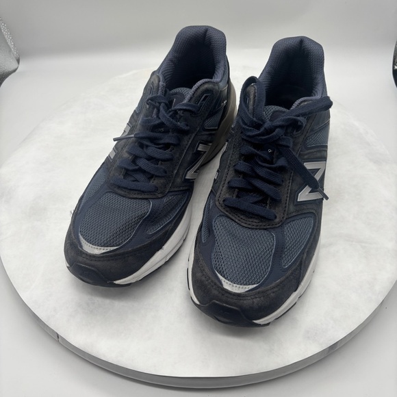 New Balance 990V5 made in USA Blue Athletic Shoes with Mesh Upper Size 10.5 - Picture 1 of 11